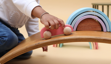 How to Introduce Your Baby to Independent Play?