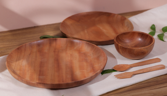 Neem Wood Dinner Set 