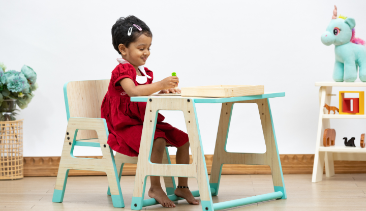How to set up a Montessori work space for a toddler at home