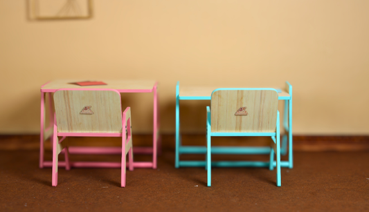 Choosing a toddler table and chair - Montessori buying guide