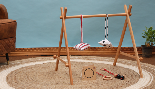 Best newborn gifts - Baby Floor Gym and natural Montessori gift sets