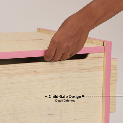 Child-safe smooth edges and rounded finishes on the Montessori shelf
