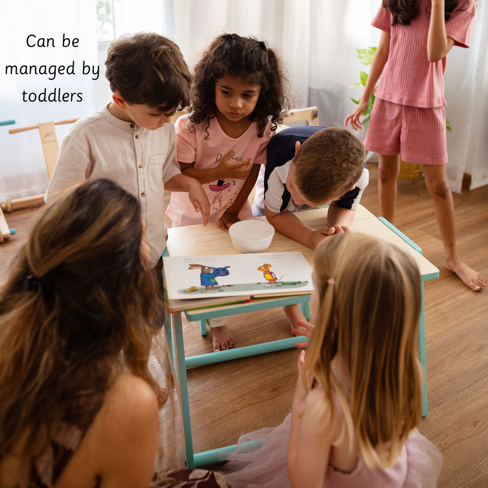 Designed for independence, this toddler workstation is lightweight, easy to manage, and perfect for self-directed play and learning