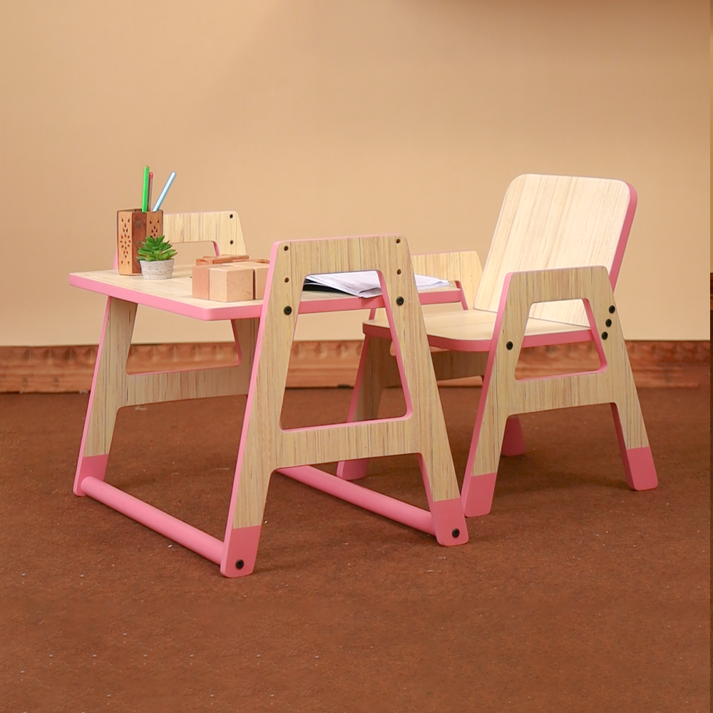 this toddler workstation is lightweight, easy to manage, and perfect for self-directed play and learning