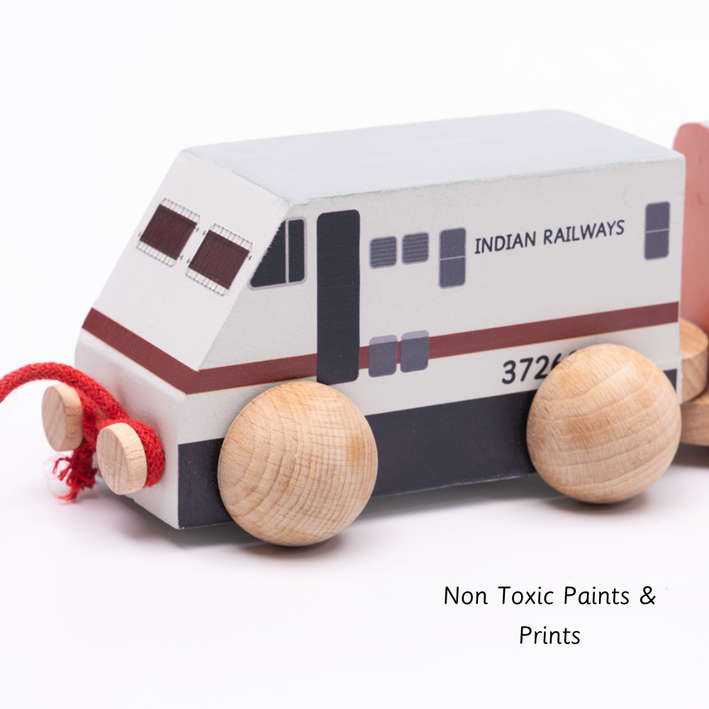 wooden deatiled train set with smooth wheels and a pull rope, designed by non toxic paint for safe, imaginative play 
